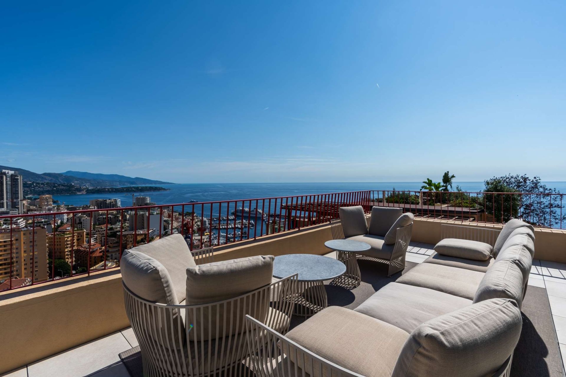 penthouse 6 Rooms for sale on MONACO (98000)